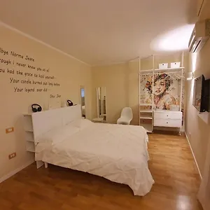 Metro' Bed & Breakfast